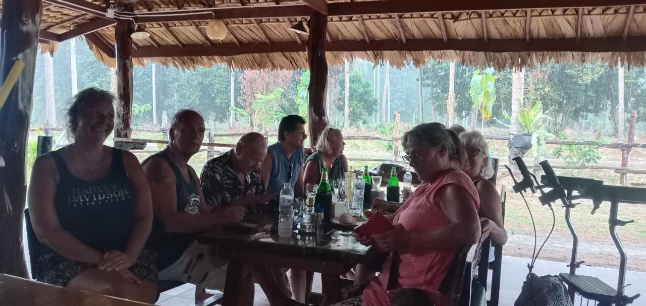 Kohjum Freedom Resort Koh Jum Εξωτερικό φωτογραφία