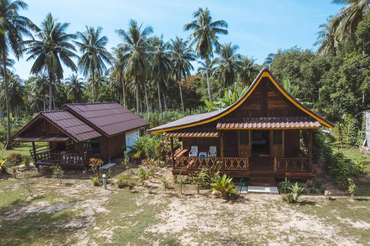 Kohjum Freedom Resort Koh Jum Εξωτερικό φωτογραφία