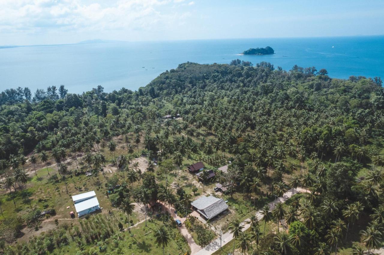 Kohjum Freedom Resort Koh Jum Εξωτερικό φωτογραφία