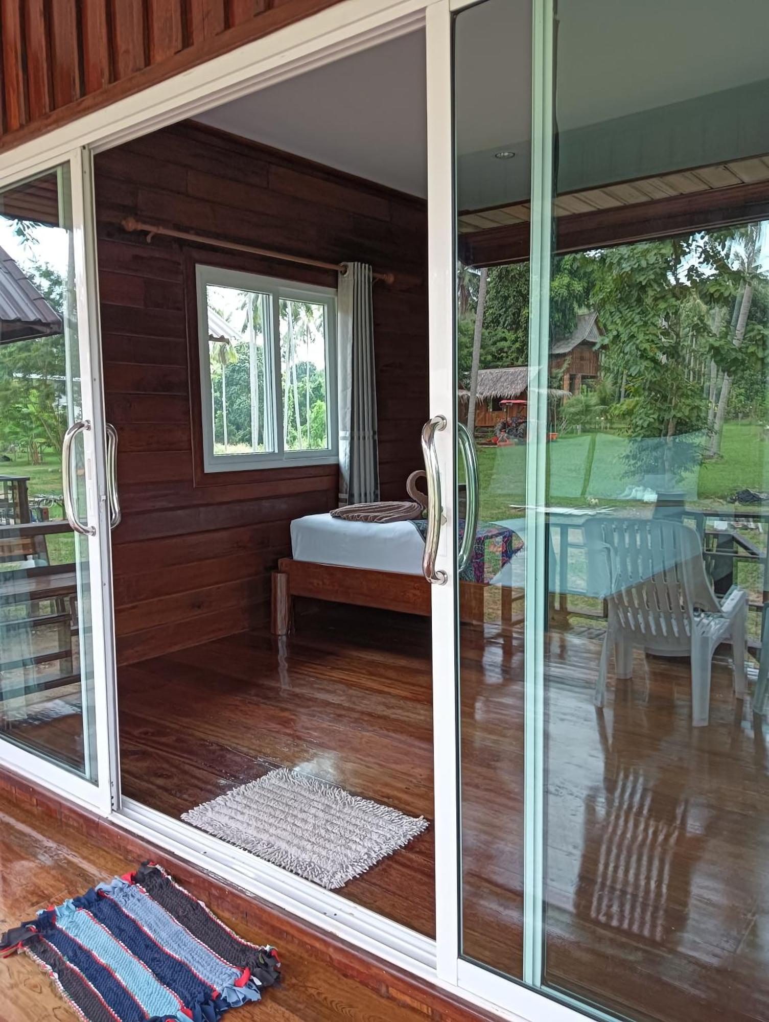 Kohjum Freedom Resort Koh Jum Εξωτερικό φωτογραφία