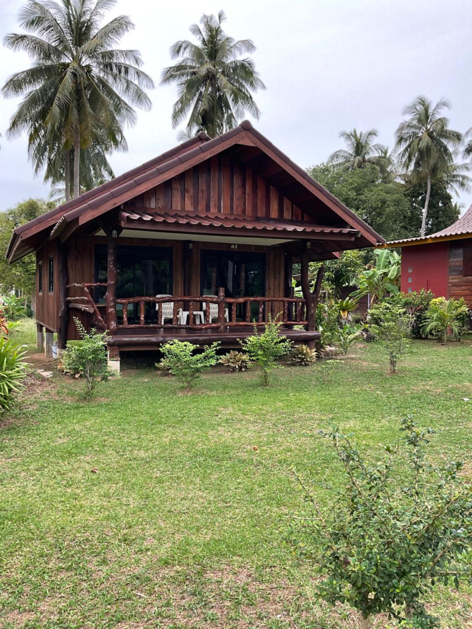 Kohjum Freedom Resort Koh Jum Εξωτερικό φωτογραφία
